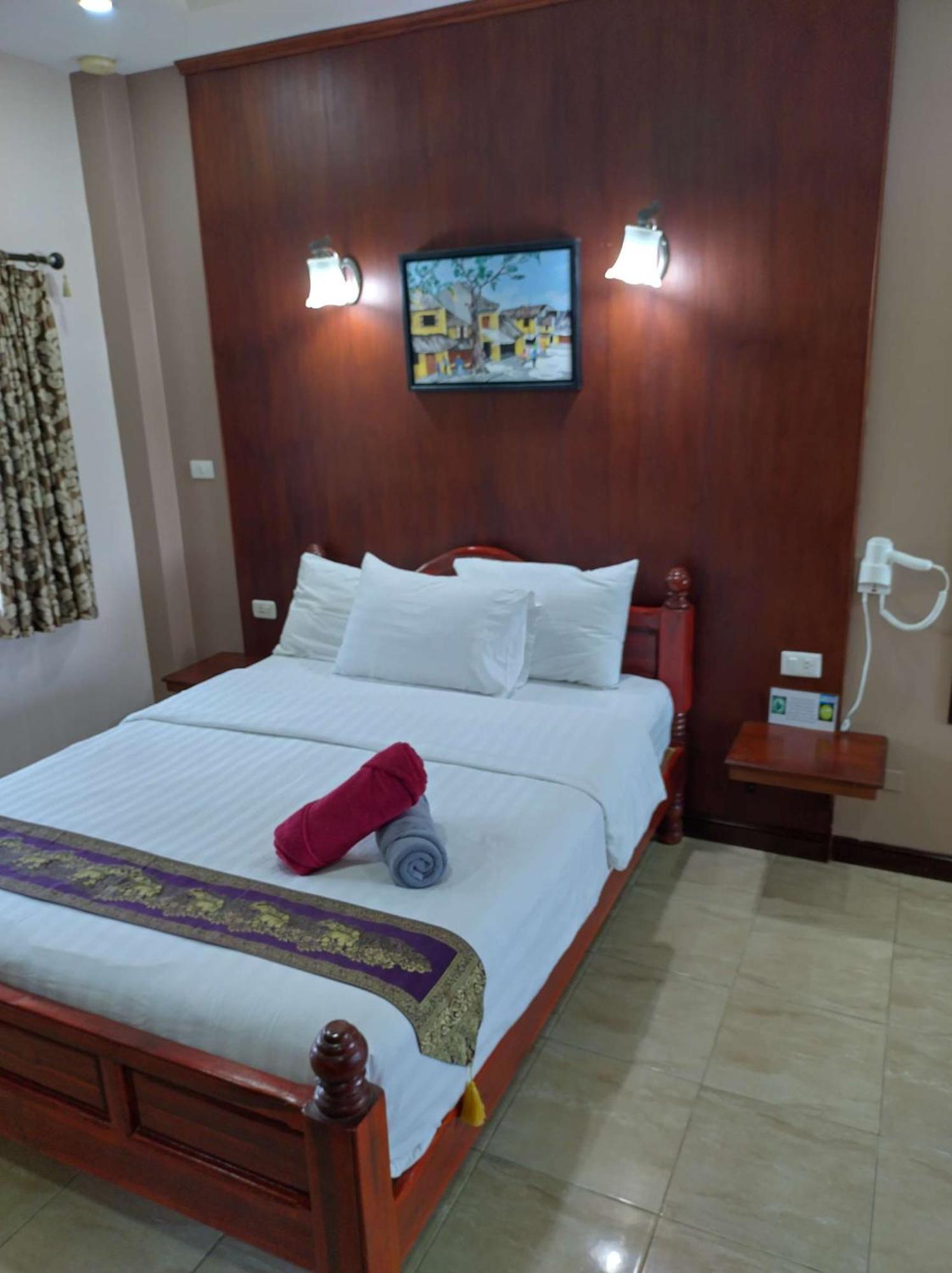 Mai Thai Guest House Хон Каен Экстерьер фото