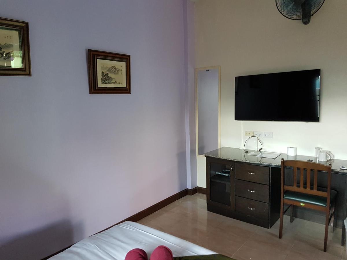 Mai Thai Guest House Хон Каен Номер фото